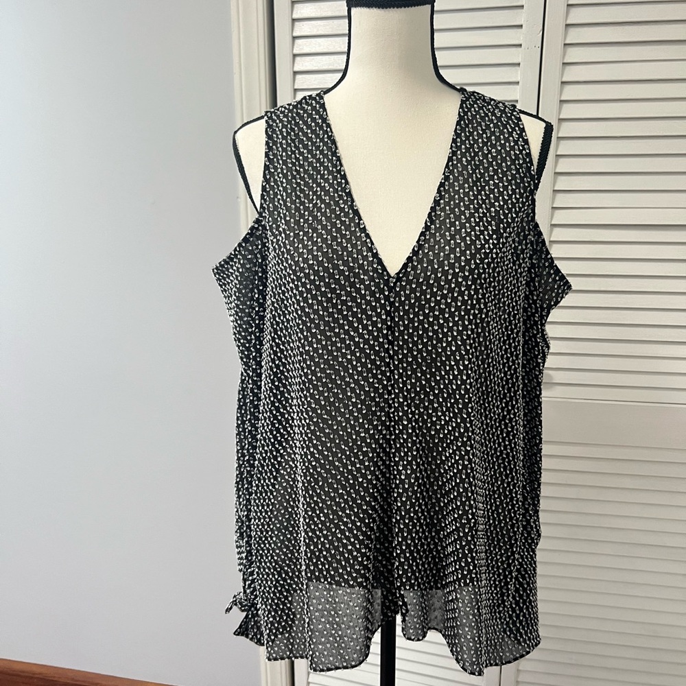 Cold Shoulder Long Sleeve Blouse